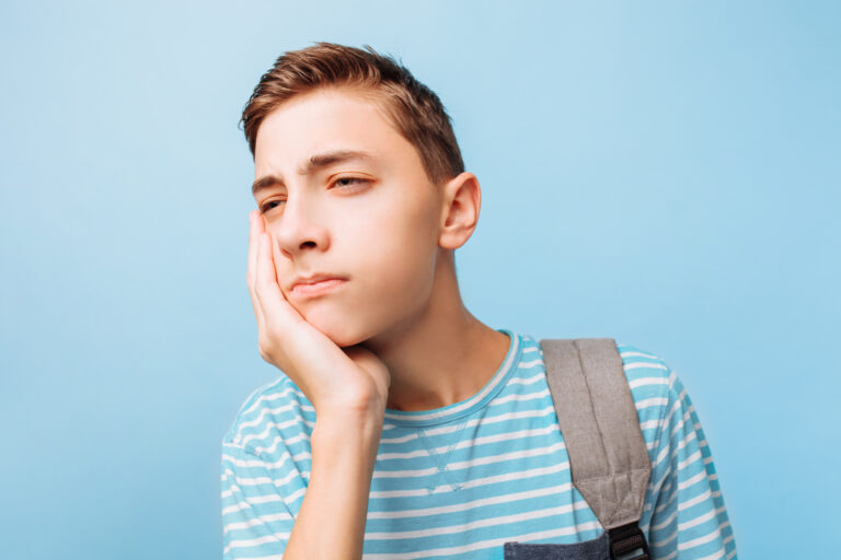 wisdom teeth removal for kid with a tootache